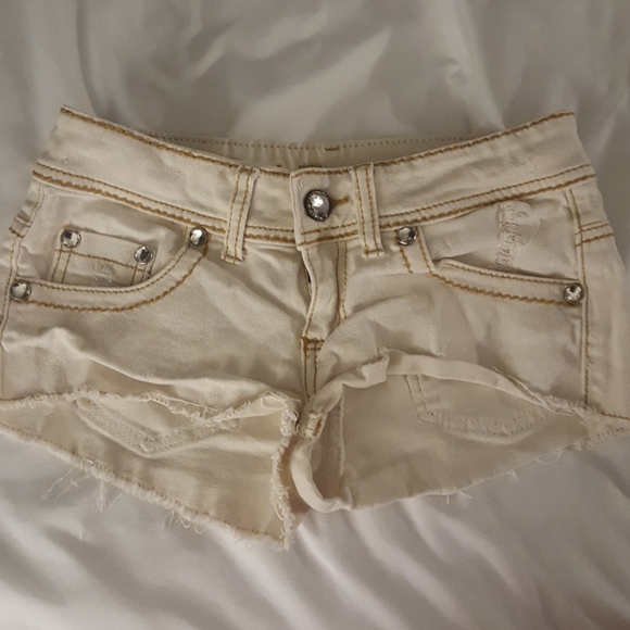 3 set of short shorts - Picture 2 of 4